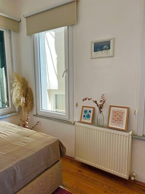 1 bedroom, iron/ironing board, Internet, bed sheets