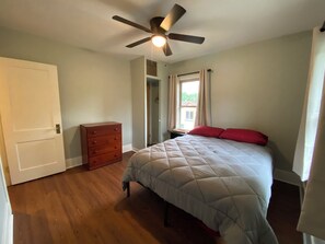 3 Schlafzimmer, kostenloses WLAN, Bettwäsche