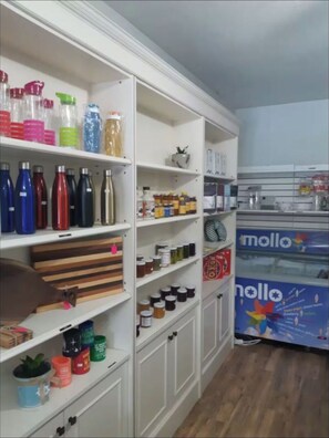 Gift shop