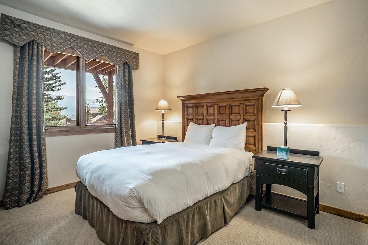 4 bedrooms, Internet, bed sheets