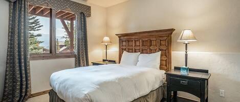 4 bedrooms, Internet, bed sheets