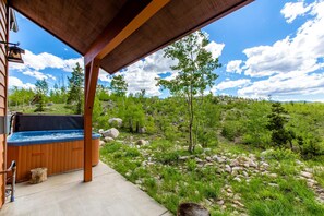 Bain à remous extérieur