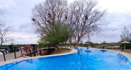 Apart Club San Pedro, on the Parana River, for nature lovers.