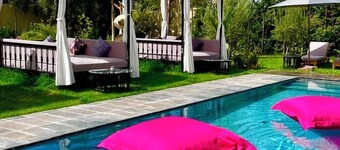 VILLA HASARD