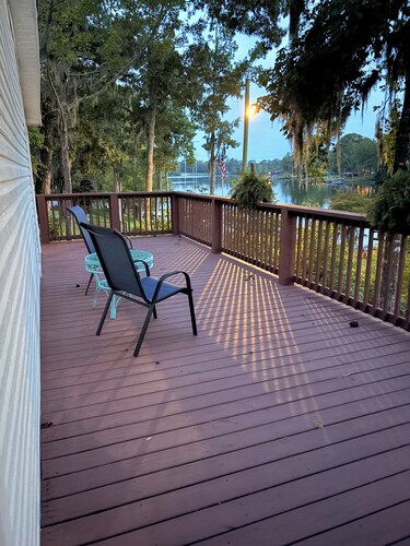 Waterfront property on Lake Marion