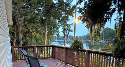 Waterfront property on Lake Marion