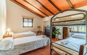 3 habitaciones y wifi gratis