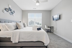 1 bedroom, desk, iron/ironing board, free WiFi