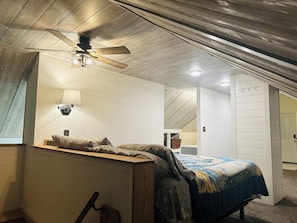 Desk, iron/ironing board, free WiFi, bed sheets