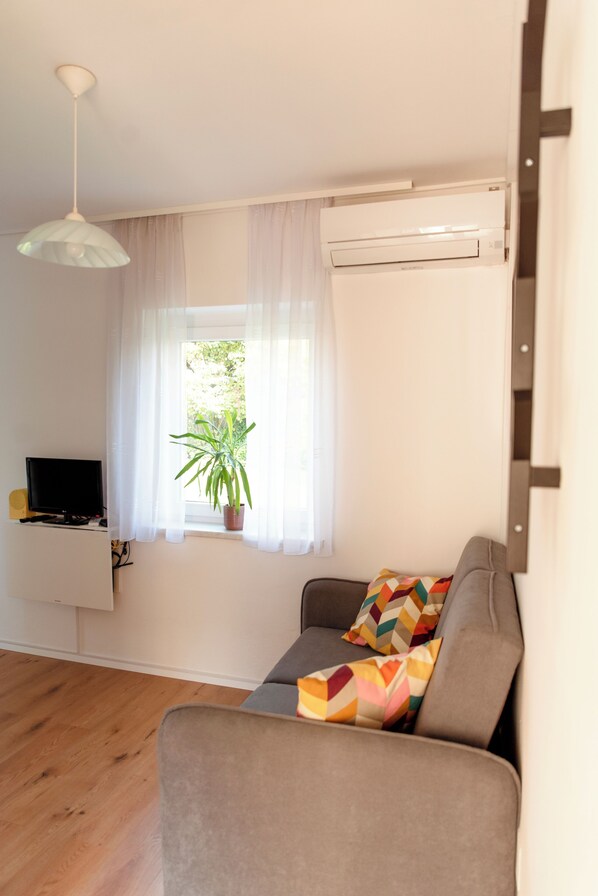 Living area - Modern Family Apartment • AC • Free Parking • EV Charging  / Gorishka4Three (Ljubljana)