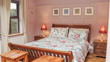 1 bedroom, individually decorated, individually furnished, free WiFi