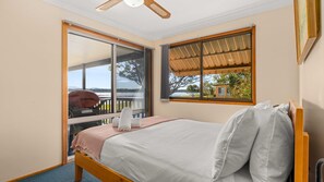 4 bedrooms, desk, iron/ironing board, travel cot