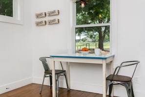 Dining - Parker House | 1/1, King Bed, Fire Pit & Grill (Fredericksburg)