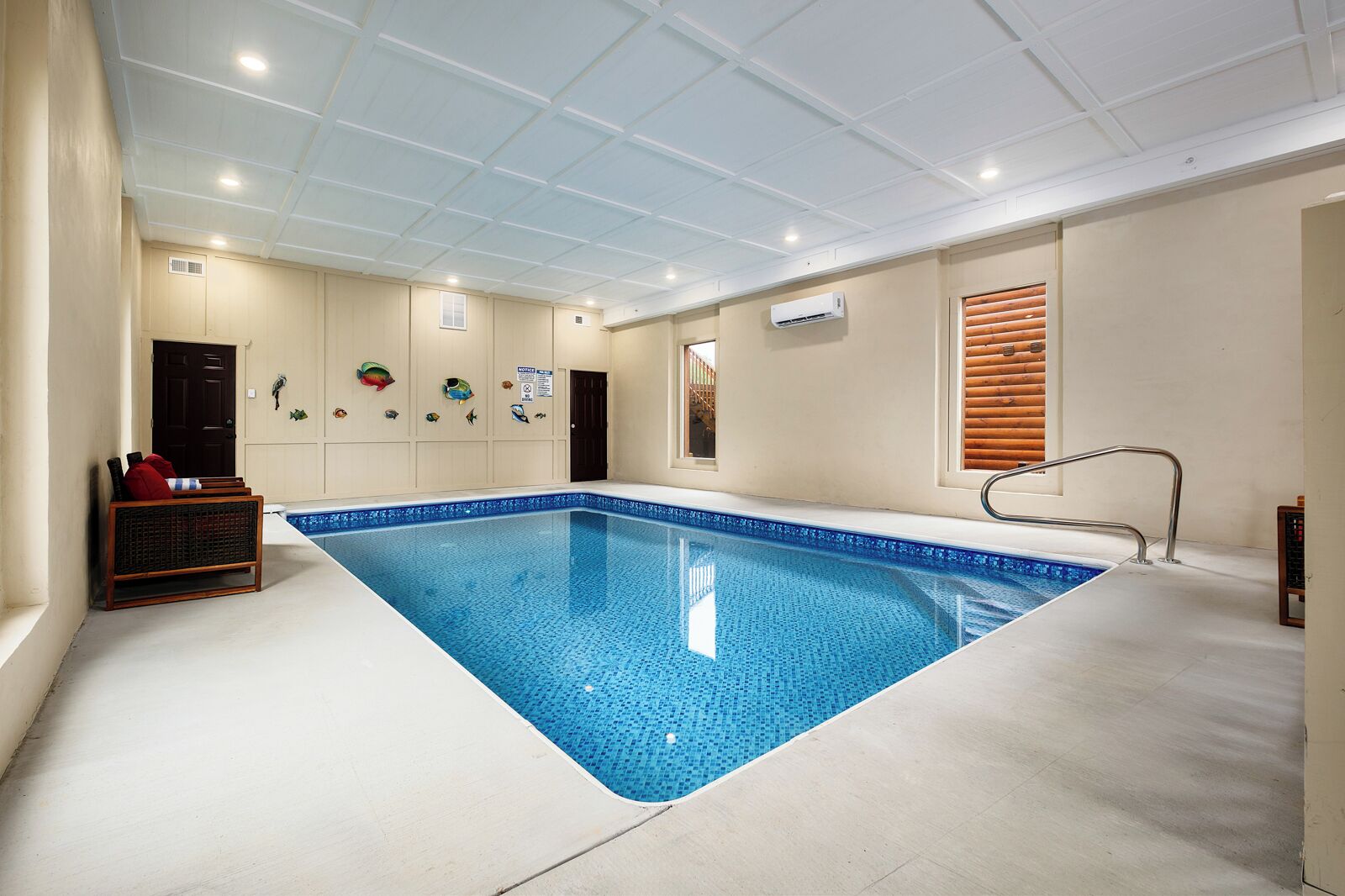 Piscine intérieure