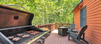 Charming Getaway | Minutes from Lake Wallenpaupack