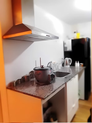 Microwave, stovetop