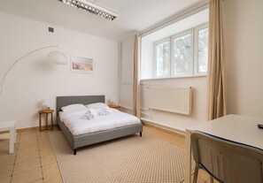 1 bedroom, iron/ironing board, WiFi, bed sheets