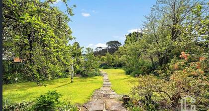 3BDR Blue Mountains Hideaway in Central Katoomba