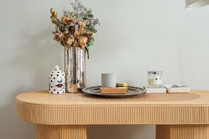 Interior - Maida Vale Gem: Stylish 1BD Near Little Venice (Greater London)