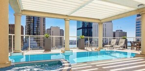 Pool - KozyGuru | Sydney CBD | Skyline View Sleek Studio (Sydney)