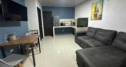 Wonderful apartment with AC in Alajuela near SJO Airport