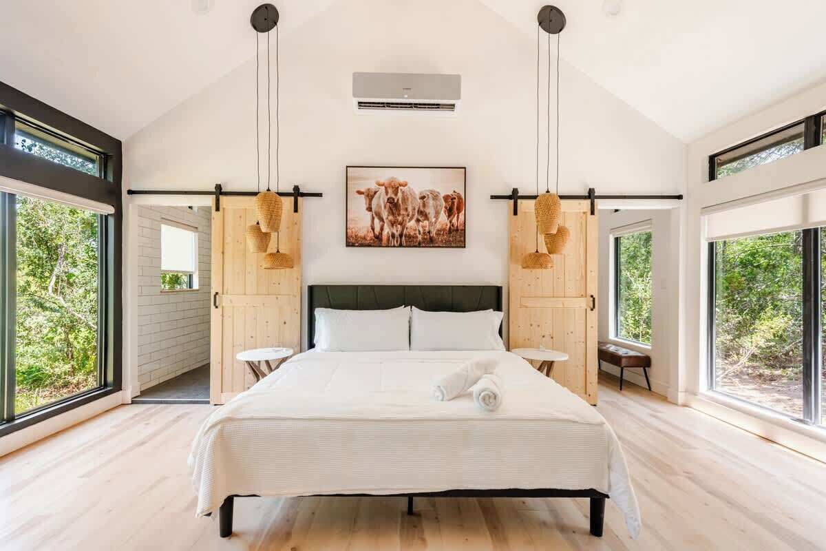 1 slaapkamer, een strijkplank/strijkijzer, wifi, beddengoed