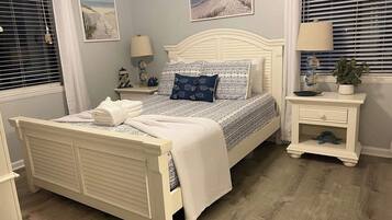 2 bedrooms, iron/ironing board, WiFi, bed sheets