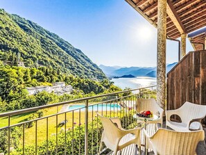 Property grounds - Beautiful apartment for 4 guests with A/C, WIFI, pool and terrace (Dizzasco)