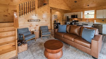 Smart TV y chimenea