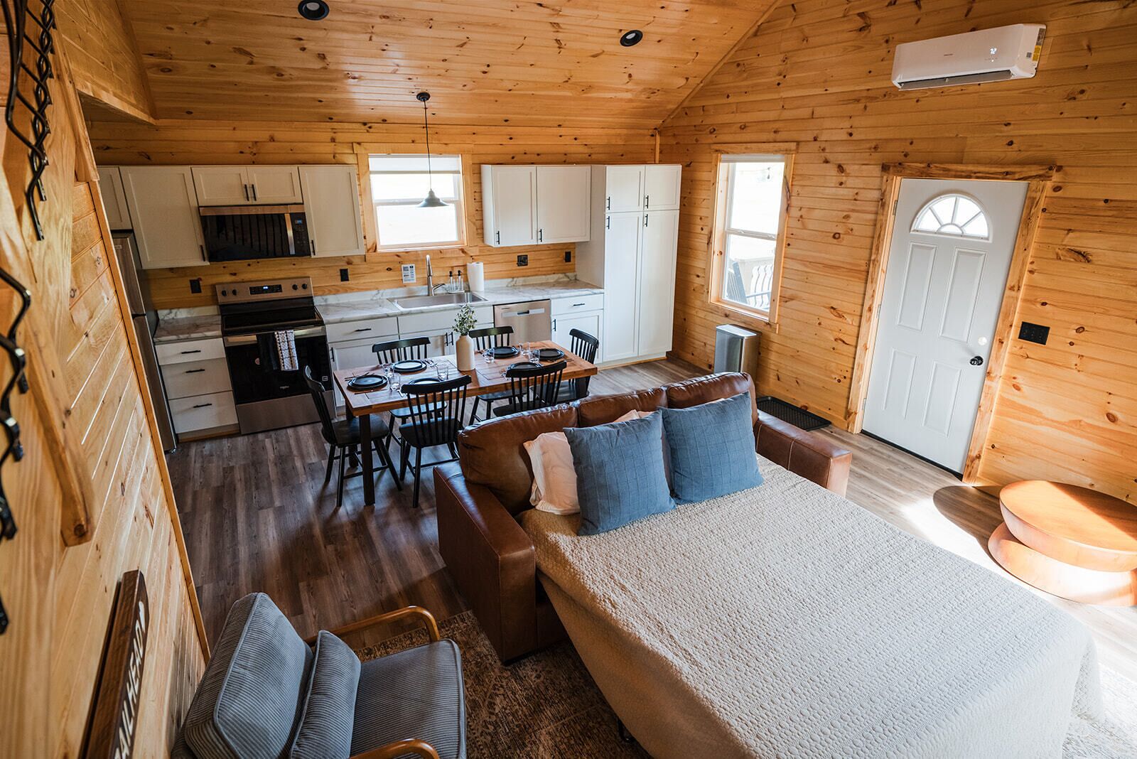 2 habitaciones, cuna de viaje, wifi gratis y ropa de cama 