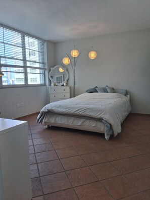 1 chambre, fer et planche à repasser, Wi-Fi