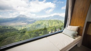 Quarto luxo | Escrivaninha, Wi-Fi de cortesia, roupa de cama