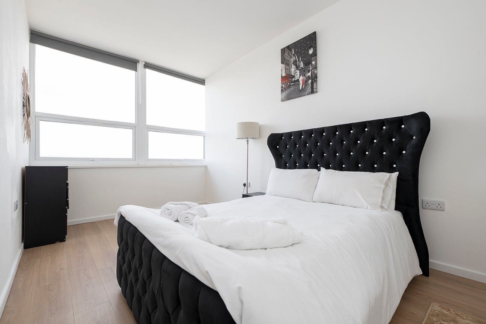 1 bedroom, desk, iron/ironing board, internet