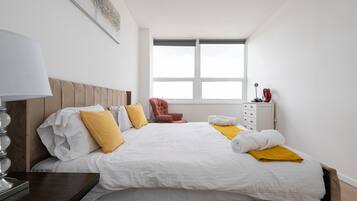 1 Schlafzimmer, Schreibtisch, Bügeleisen/Bügelbrett, Internetzugang