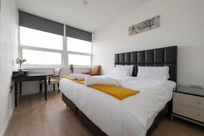1 bedroom, desk, iron/ironing board, Internet