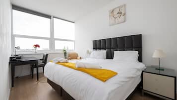 1 Schlafzimmer, Schreibtisch, Bügeleisen/Bügelbrett, Internetzugang