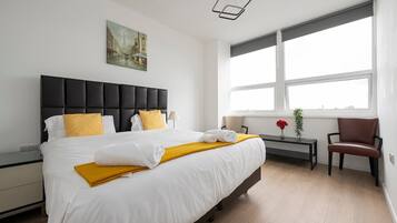 1 Schlafzimmer, Schreibtisch, Bügeleisen/Bügelbrett, Internetzugang