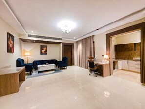 Room - The Meriton (New Delhi)