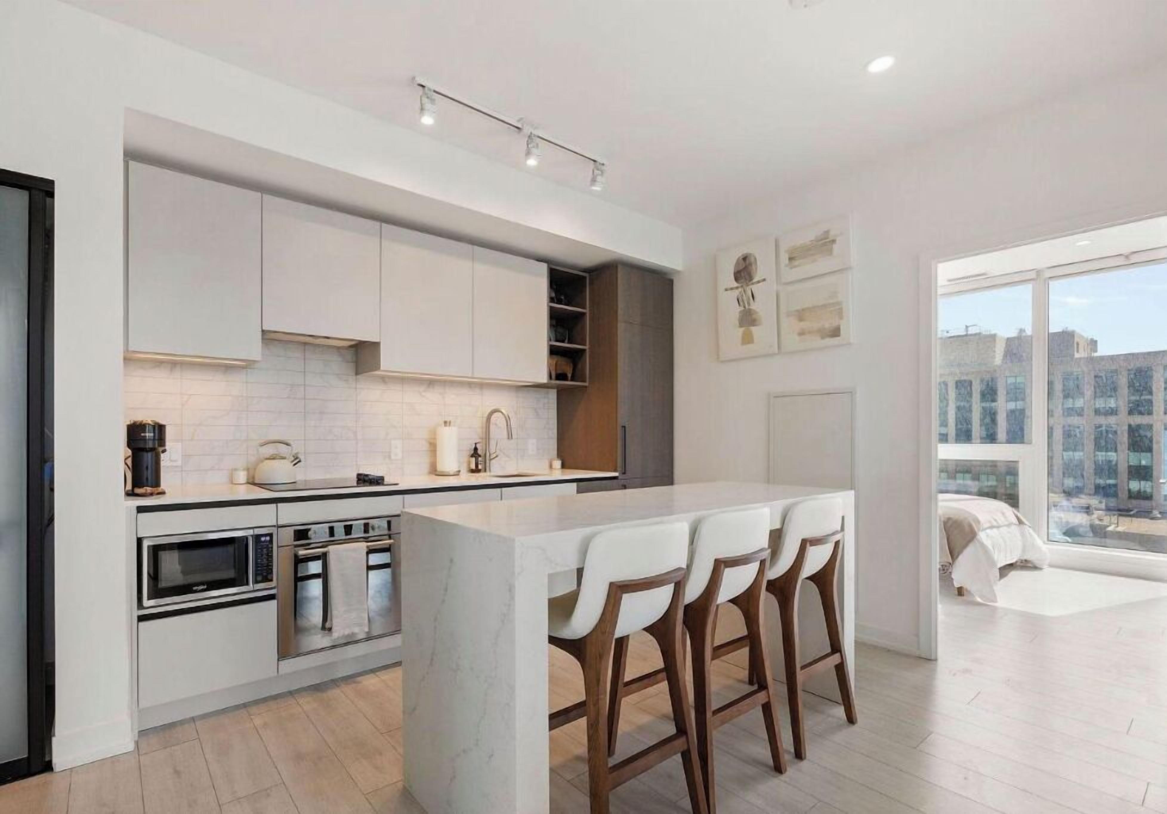 45-英寸液晶电视（配备数码频道）