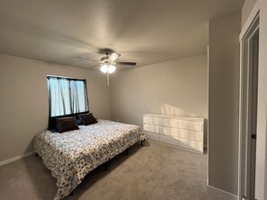 3 bedrooms, WiFi, bed sheets