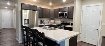 Charming 3-bedroom home away from home in Rapid City!
