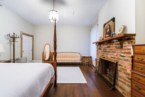 House (4 Bedrooms) | Floor plan