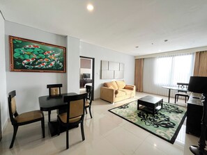 Suite | Living room