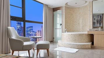 Dobbeltrom – exclusive | Bad | Dusj, hårføner, tøfler og håndklær