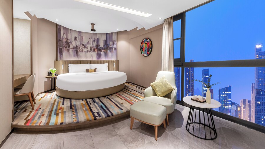 Chengdu Yueming Hotel