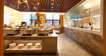 Chengdu Yueming Hotel