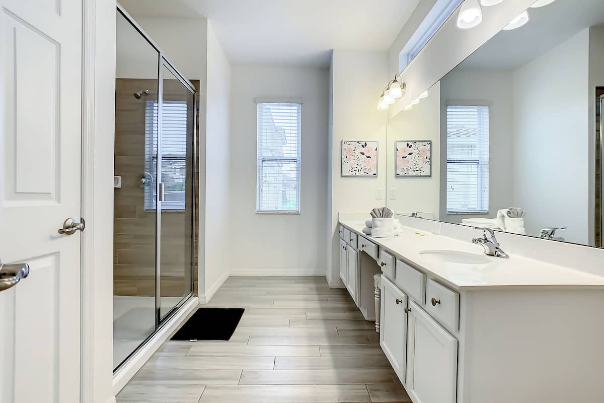 Deluxe Double Room | Bathroom