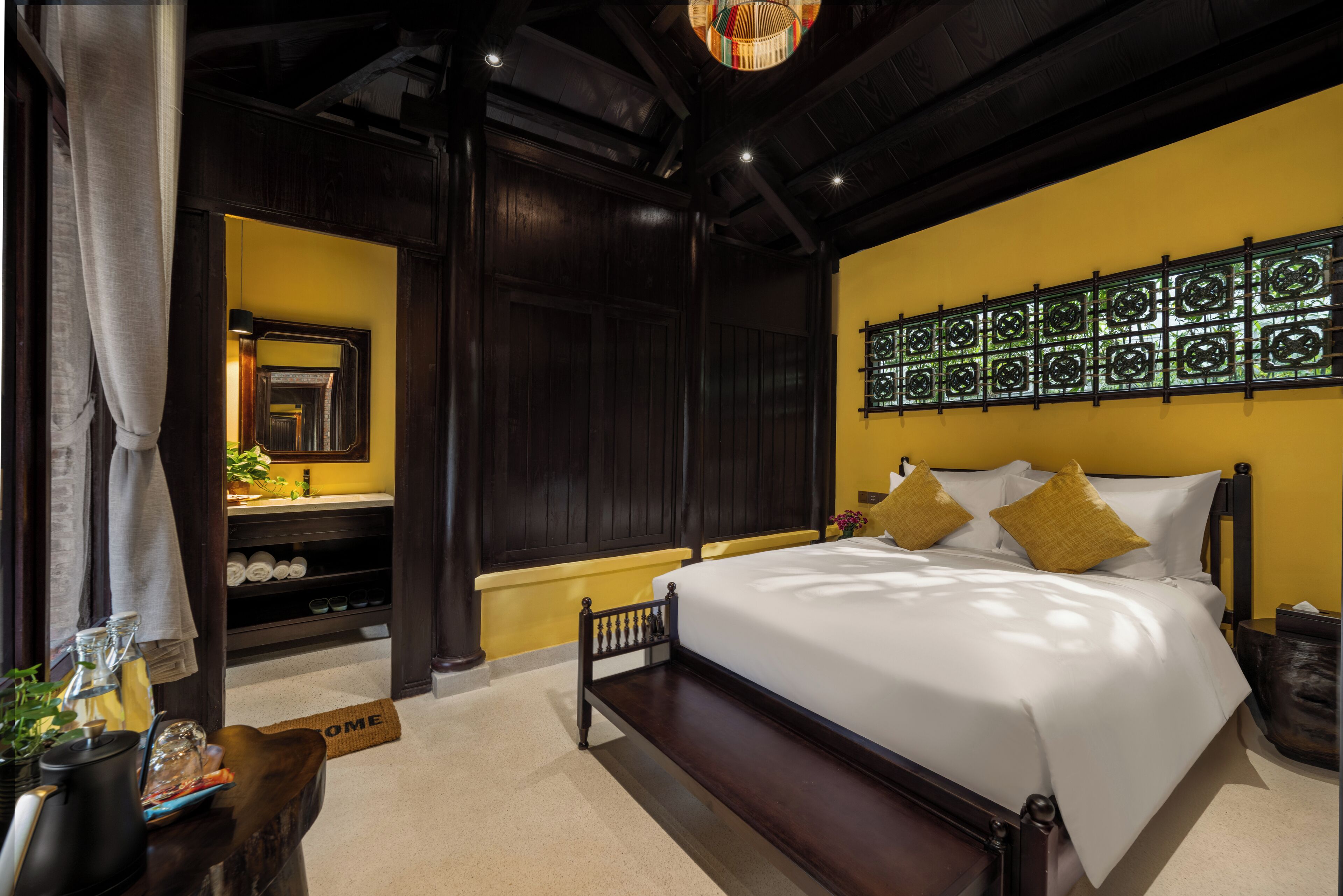 Egyptian cotton sheets, premium bedding, down duvets, pillow-top beds