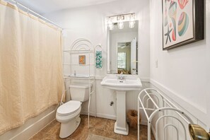 Bathroom - Coastal Cottage Vibes 𓇼 Walk to Beach & Dining (Oak Island)