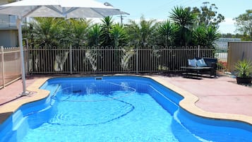 Udendørs pool